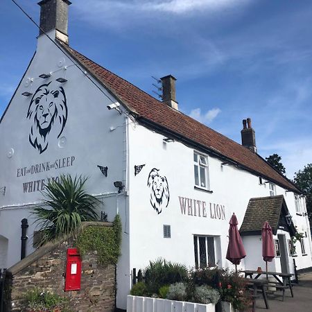 White Lion Hotel Pont Yates Buitenkant foto